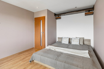 Prodej domu 157 m², Unhošť