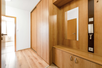 Pronájem bytu 2+kk v osobním vlastnictví 45 m², Praha 10 - Vršovice