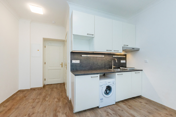 Prodej kancelářských prostor 20 m², Praha 10 - Vršovice