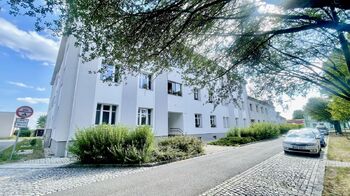 Pronájem bytu 2+kk v osobním vlastnictví 66 m², Hradec Králové