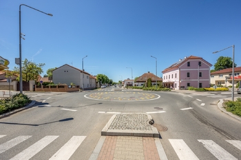 Pronájem obchodních prostor, Rudná
