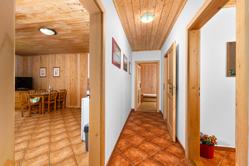 chodba - Prodej domu 150 m², Horní Stropnice