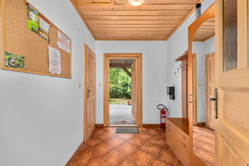 předsíň - Prodej domu 150 m², Horní Stropnice