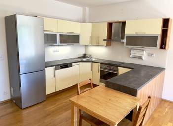 Prodej bytu 2+kk v osobním vlastnictví 69 m², Dolní Břežany