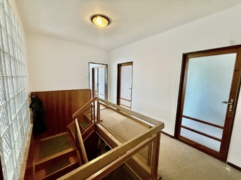 chodba - Pronájem bytu 4+kk v osobním vlastnictví 93 m², České Budějovice
