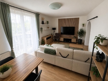 Pronájem bytu 5+1 v osobním vlastnictví 103 m², Lhenice