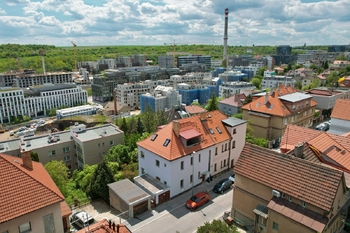 pohled na dům - Prodej bytu 3+kk v osobním vlastnictví 69 m², Praha 5 - Radlice