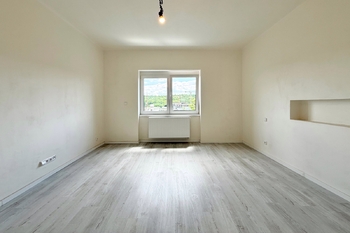 ložnice - Prodej bytu 3+kk v osobním vlastnictví 69 m², Praha 5 - Radlice