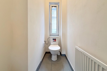 toaleta - Prodej bytu 3+kk v osobním vlastnictví 69 m², Praha 5 - Radlice