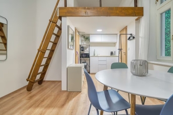 Prodej bytu 1+kk v osobním vlastnictví 23 m², Praha 2 - Nové Město