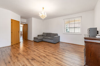 Pronájem domu 280 m², Průhonice