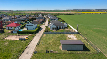 Prodej pozemku 961 m², Libišany