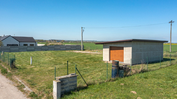 Prodej pozemku 961 m², Libišany