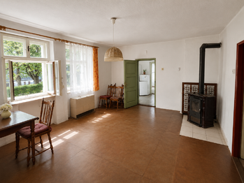 Obývací pokoj - Prodej domu 200 m², Velhartice