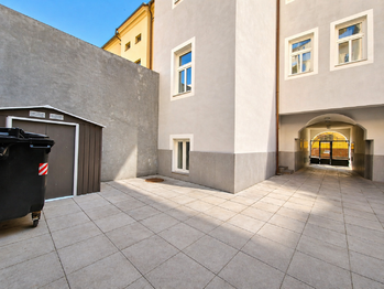 Pronájem bytu 1+kk v osobním vlastnictví 29 m², Praha 6 - Břevnov