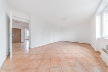 Prodej bytu 3+1 v osobním vlastnictví 87 m², Zlonice
