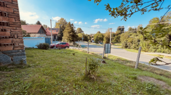 Prodej pozemku 960 m², Holetín