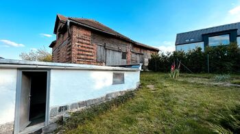 Prodej pozemku 960 m², Holetín