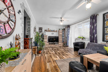 Prodej domu 258 m², Husinec