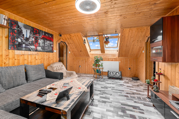 Prodej domu 258 m², Husinec