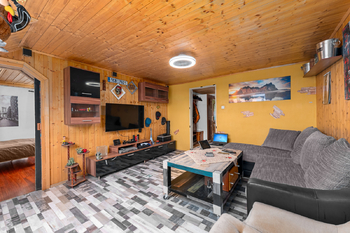 Prodej domu 258 m², Husinec