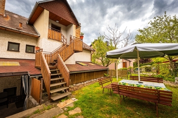 Prodej domu 258 m², Husinec