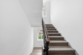 Schodiště - Pronájem bytu 2+kk v osobním vlastnictví 53 m², Hronov