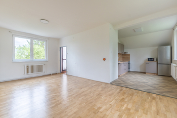 Pronájem bytu 4+kk v osobním vlastnictví 75 m², Praha 5 - Sobín