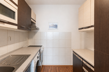 Prodej bytu 2+kk v osobním vlastnictví 42 m², Praha 4 - Chodov