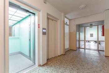 Prodej bytu 2+kk v osobním vlastnictví 42 m², Praha 4 - Chodov