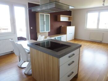 Pronájem bytu 3+kk v osobním vlastnictví 90 m², Praha 9 - Čakovice