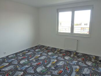 Pronájem bytu 3+kk v osobním vlastnictví 90 m², Praha 9 - Čakovice