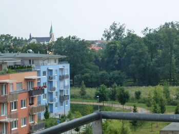 Výhled z bytu - Pronájem bytu 3+kk v osobním vlastnictví 90 m², Praha 9 - Čakovice
