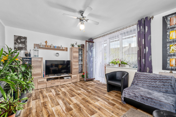 Prodej domu 306 m², Husinec