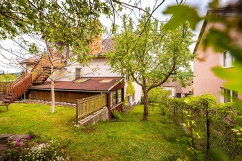 Prodej domu 306 m², Husinec