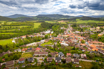 Prodej domu 306 m², Husinec