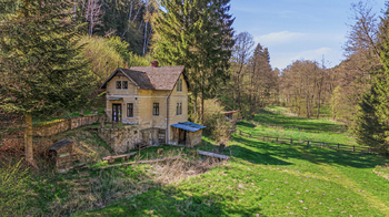 Prodej zemědělského objektu 563 m², Mukařov