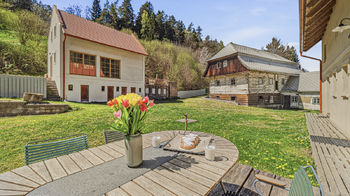 Prodej zemědělského objektu 563 m², Mukařov