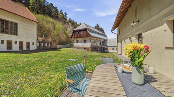 Prodej zemědělského objektu 563 m², Mukařov