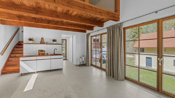 Prodej zemědělského objektu 563 m², Mukařov