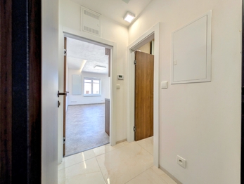 chodbička ... - Pronájem bytu 1+kk v osobním vlastnictví 23 m², Havlíčkův Brod