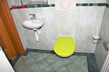 Samostatné WC - Pronájem bytu 3+kk v osobním vlastnictví 98 m², Klatovy