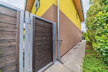 Prodej bytu 3+kk v osobním vlastnictví 81 m², Bašť