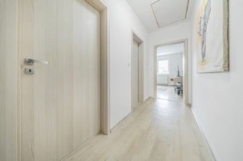 Prodej bytu 3+kk v osobním vlastnictví 81 m², Bašť