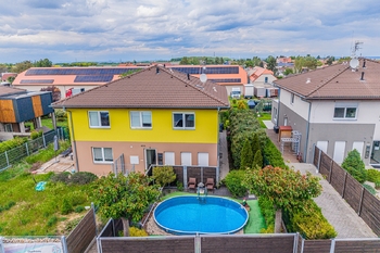Prodej bytu 3+kk v osobním vlastnictví 81 m², Bašť