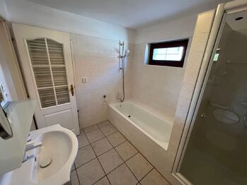Pronájem domu 175 m², Hlásná Třebaň