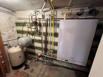 Pronájem domu 175 m², Hlásná Třebaň