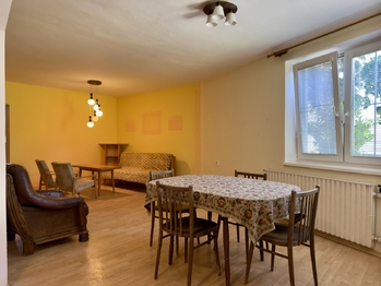 Prodej domu 228 m², Cvrčovice