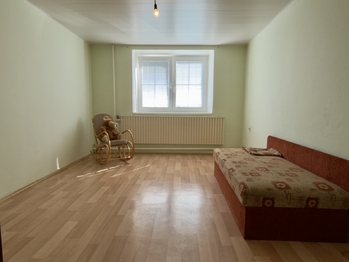 Prodej domu 228 m², Cvrčovice