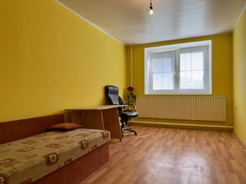Prodej domu 228 m², Cvrčovice